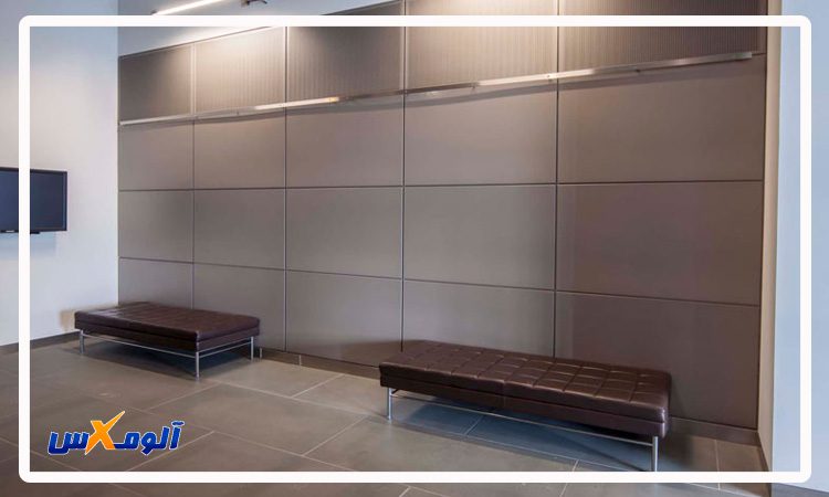 مقایسه دیوارپوش‌های PVC و پانل‌های آلومینیوم کامپوزیت برای فضاهای داخلی