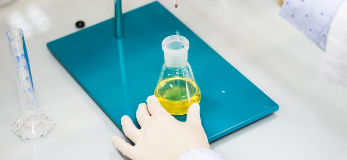 آزمایشات فنی روی ورق کامپوزیت