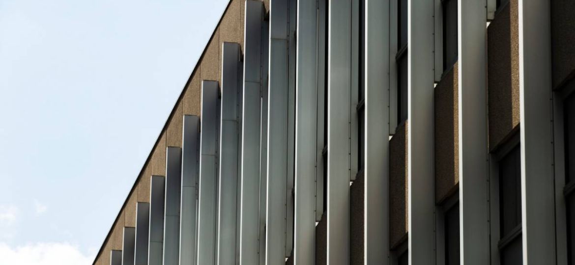 تفاوت ورق کامپوزیت با سایر متریال‌های نما